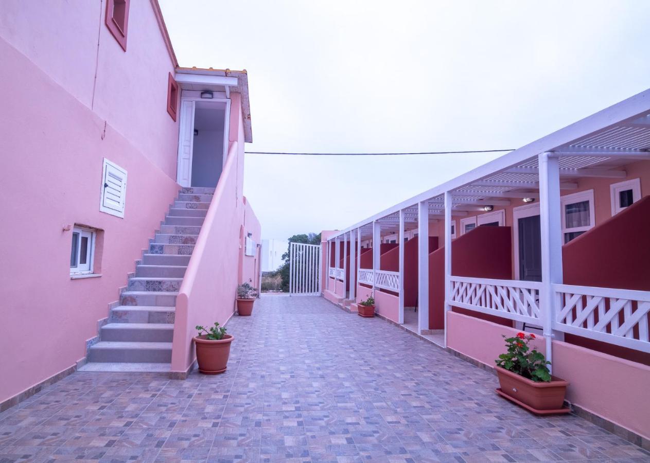 דירות אפיארטיס Ta Kymata Karpathos מראה חיצוני תמונה